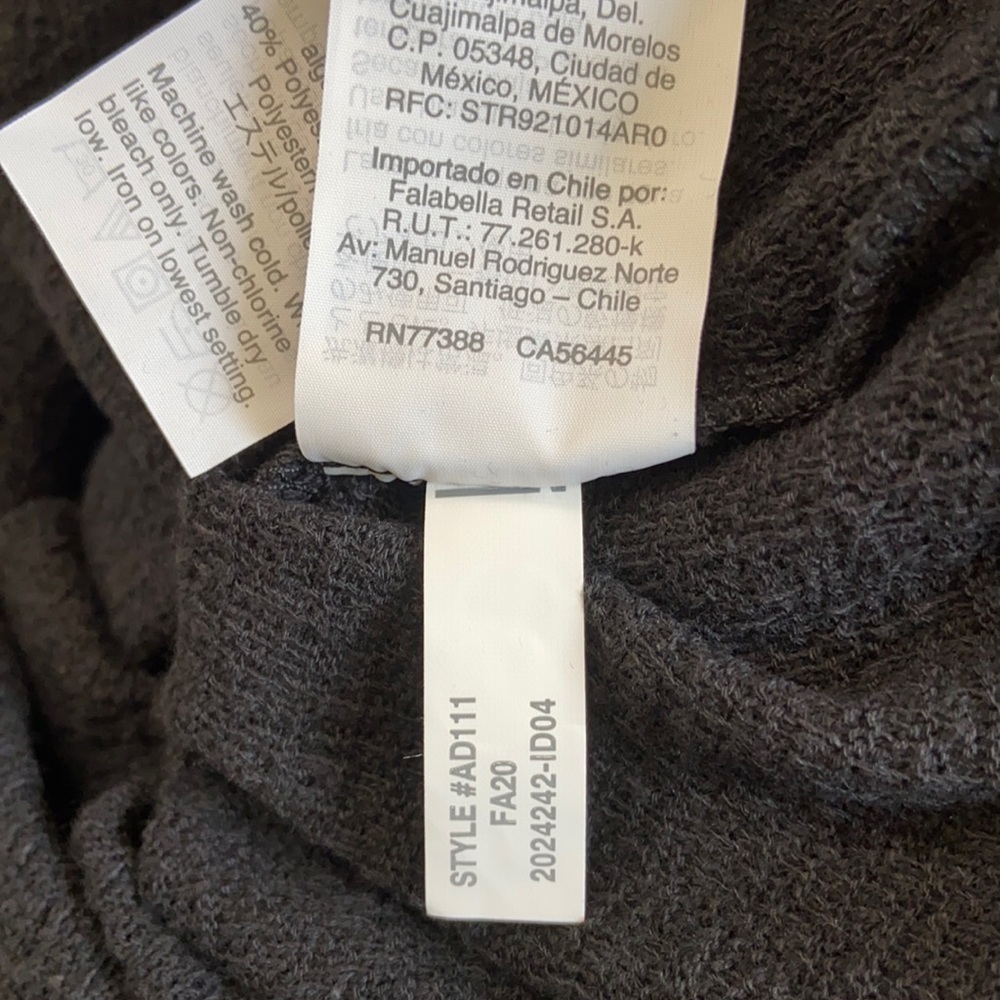 Madewell Texture &Thread Eyelet Mix Ruffle Top - Picture 3 of 11